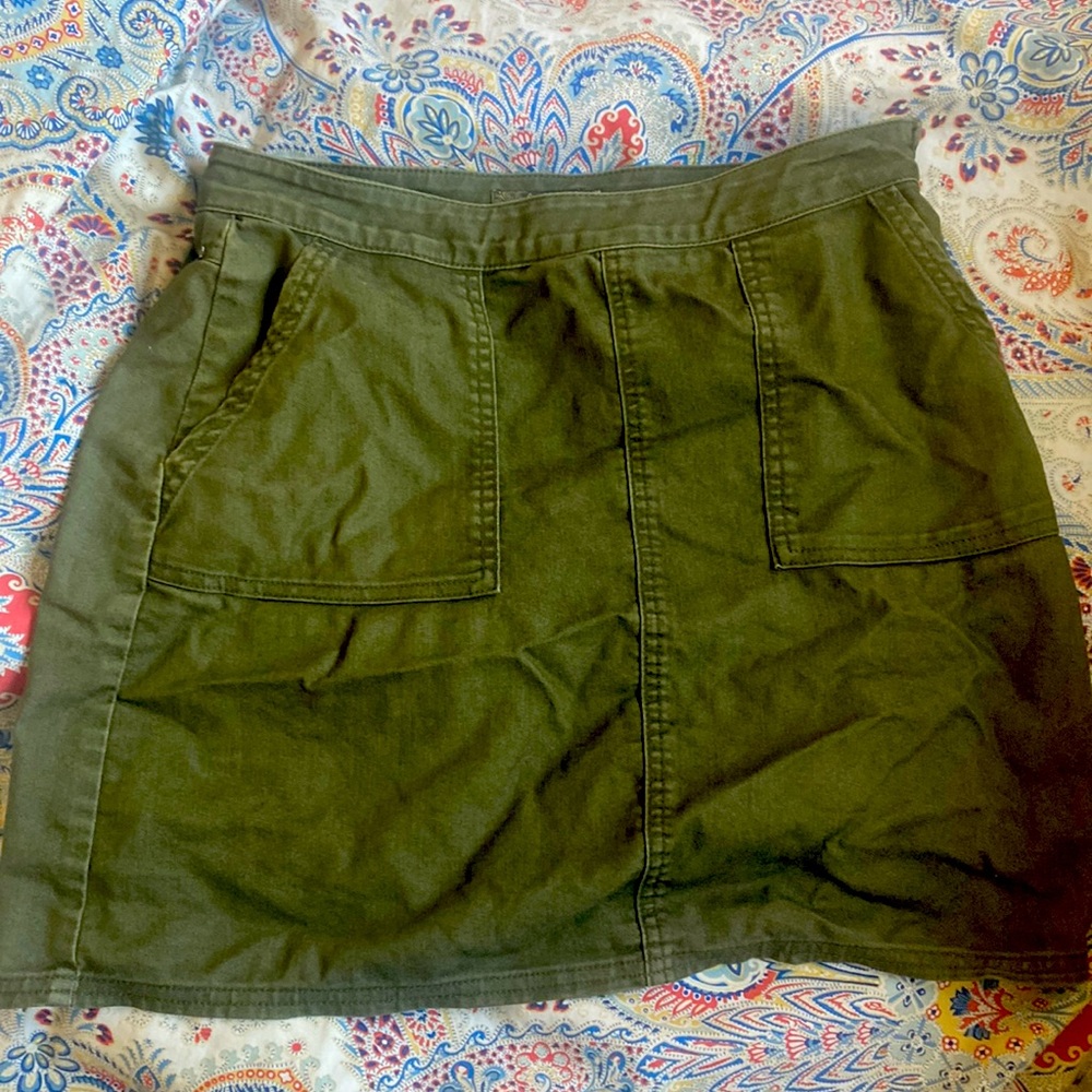 Prana skirt size 4. Lightly worn